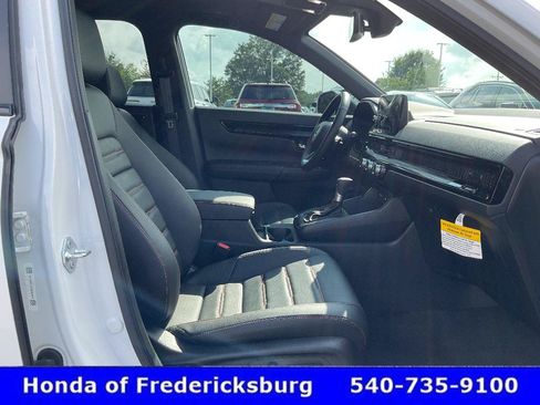 Used 2026 Honda CR-V Sport Touring image 18