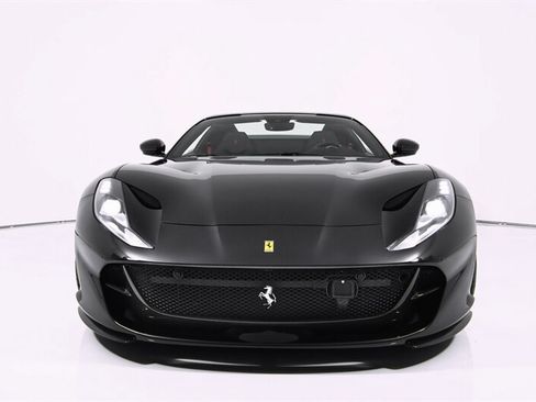 Used 2022 Ferrari 812 GTS RWD image 3
