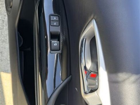 Used 2019 Toyota Mirai image 35