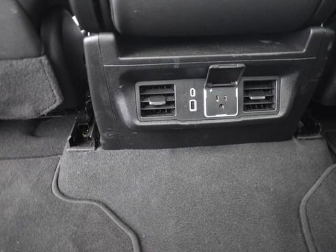 Used 2025 GMC Sierra 1500 SLT image 35