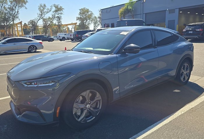 Used 2023 Ford Mustang Mach-E Select RWD image 1
