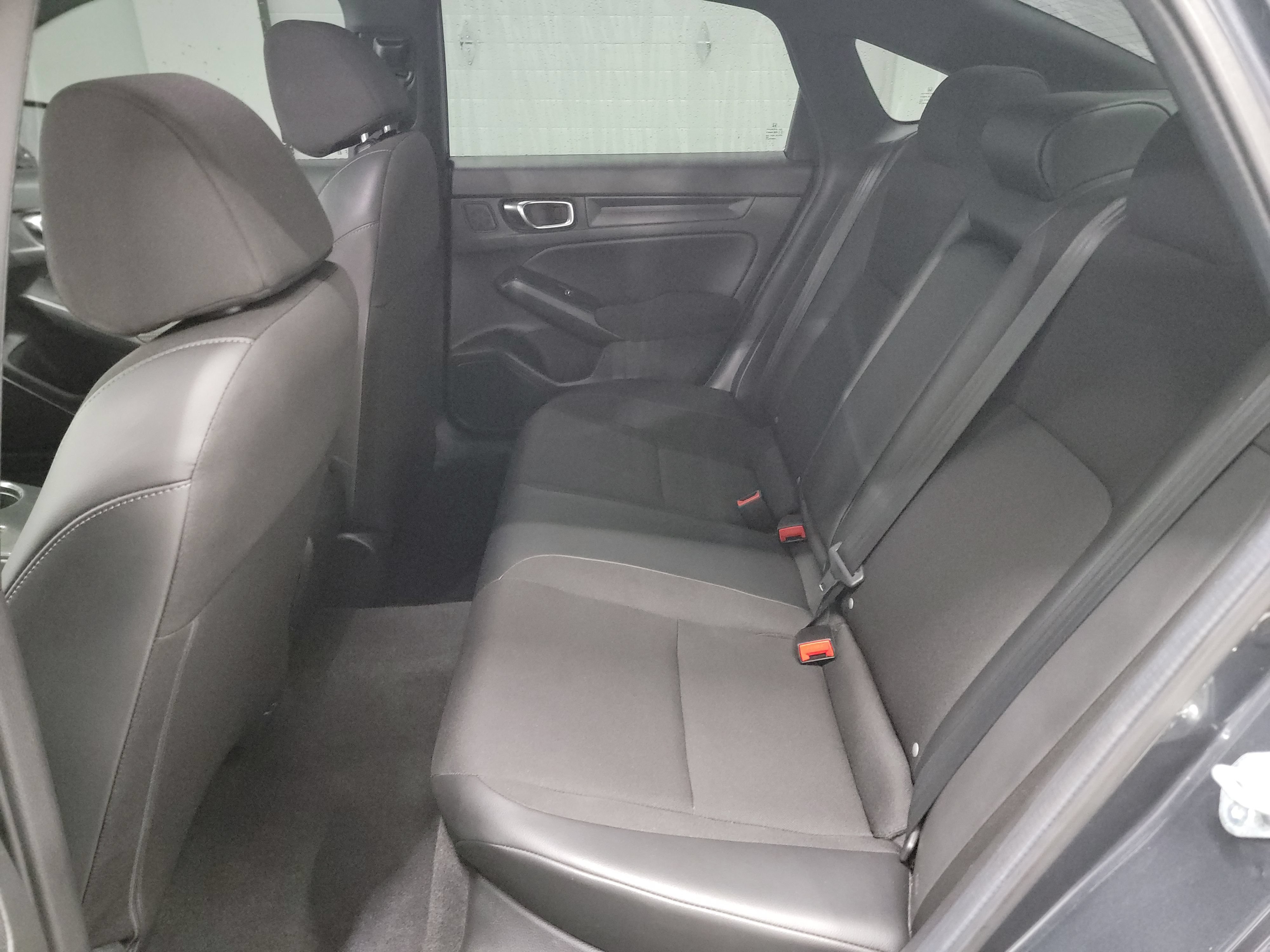 Used 2025 Honda Civic Sport image 27
