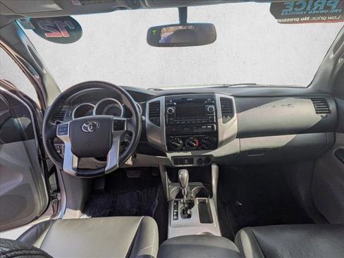 Used 2012 Toyota Tacoma PreRunner image 28