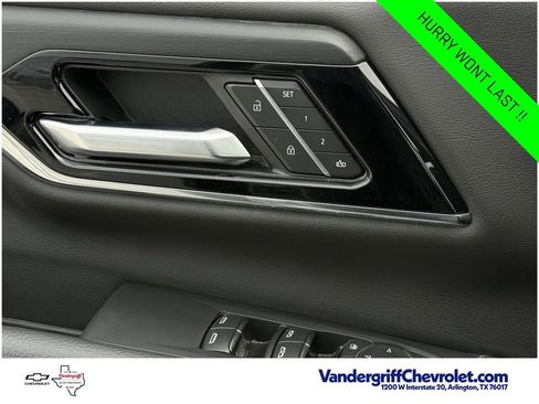 Certified 2025 GMC Yukon XL Denali AWD/4WD image 20