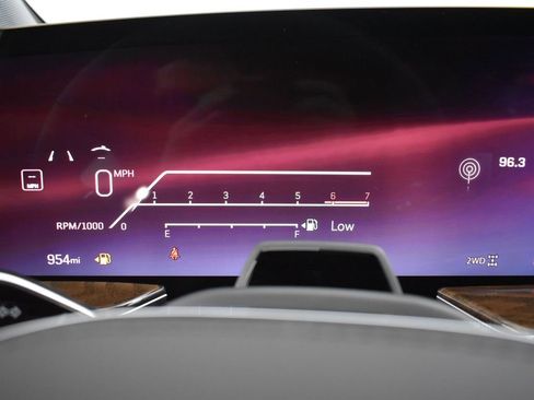 Certified 2025 Cadillac Escalade Sport Platinum image 17