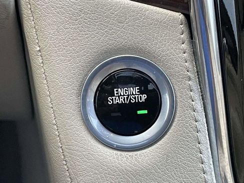 Used 2016 Cadillac Escalade Premium image 37