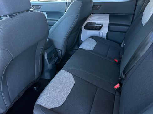 New 2026 Ford Maverick XLT w/ XLT Luxury Package FWD image 11
