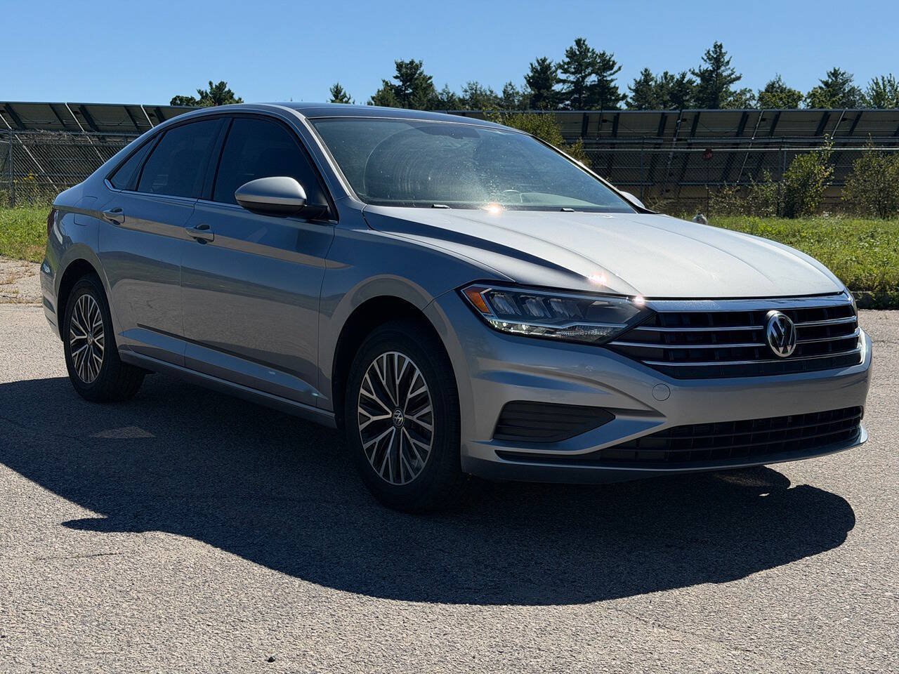Used 2020 Volkswagen Jetta SE w/ SE Cold Weather Package FWD image 7