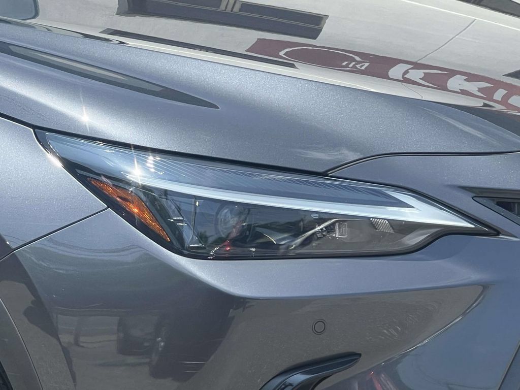 Used 2023 Lexus NX 350 AWD image 9