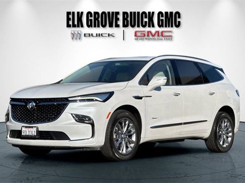 Used 2023 Buick Enclave Avenir w/ Avenir Technology Package image 8