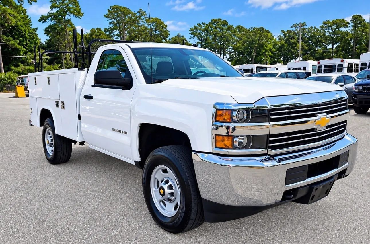 Used 2016 Chevrolet Silverado 2500 W/T RWD image 4