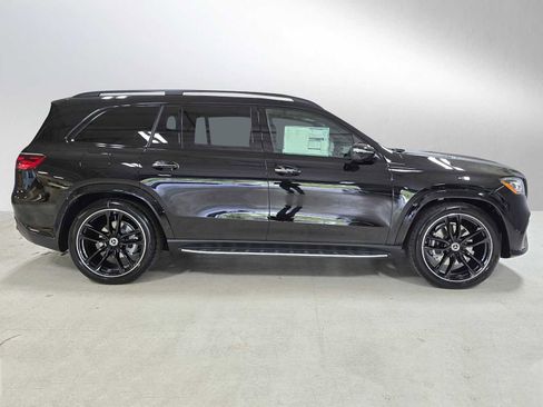 New 2026 Mercedes-Benz GLS 580 4MATIC image 2