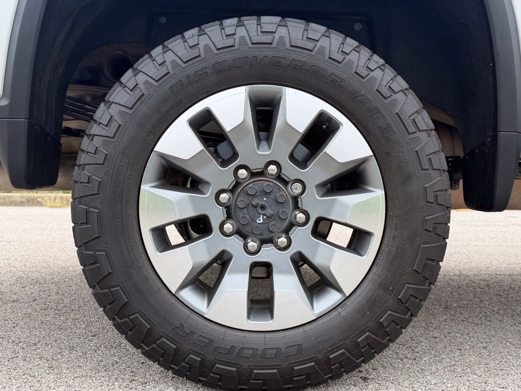 Used 2022 Chevrolet Silverado 2500 LT w/ Convenience Package AWD/4WD image 6