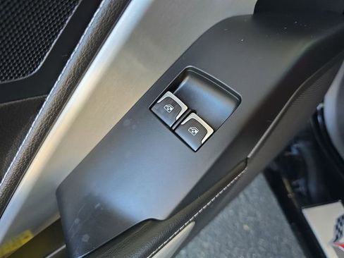 Certified 2016 Chevrolet Corvette Stingray Convertible image 23