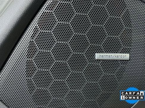 Used 2022 Subaru Ascent Touring image 18