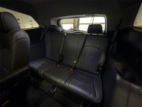Certified 2019 Buick Enclave Avenir image 25
