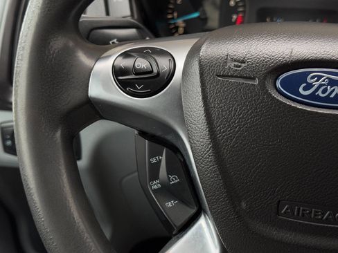 Used 2019 Ford Transit 250 130 Low Roof image 31