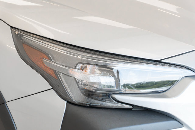 Used 2023 Subaru Outback Premium AWD/4WD image 23
