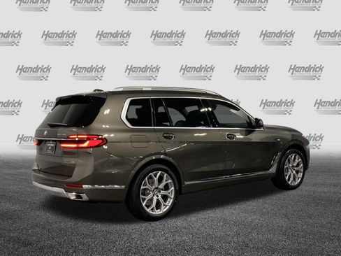 Used 2026 BMW X7 xDrive40i w/ Premium Package AWD/4WD image 8