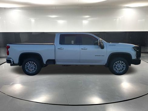 Used 2020 Chevrolet Silverado 2500 High Country image 4