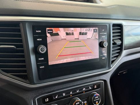 Used 2019 Volkswagen Atlas SE w/ Towing Package FWD image 20
