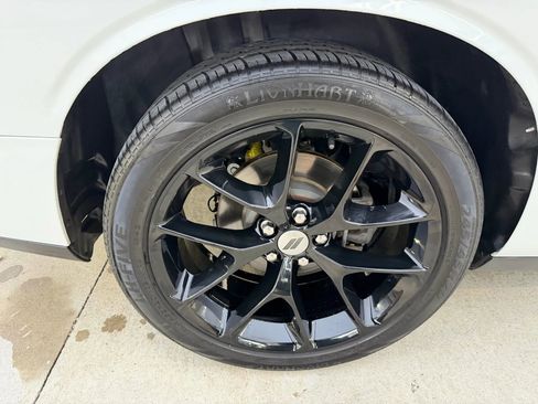 Used 2019 Dodge Challenger R/T w/ Plus Package image 61