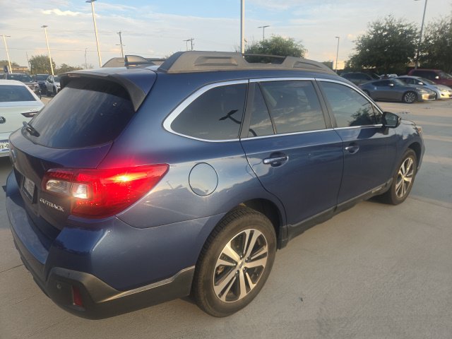 Used 2019 Subaru Outback 2.5i Limited AWD/4WD image 3