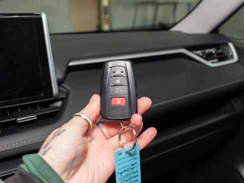 Used 2023 Toyota RAV4 XLE Premium image 12