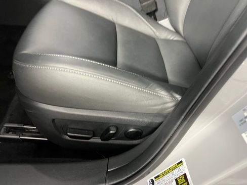 Used 2025 MAZDA CX-30 AWD 2.5 S w/ Preferred Package image 23