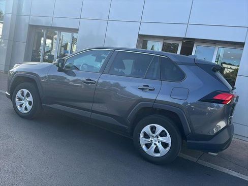 Certified 2023 Toyota RAV4 LE AWD/4WD image 3