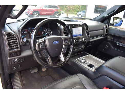 Used 2020 Ford Expedition Limited image 21