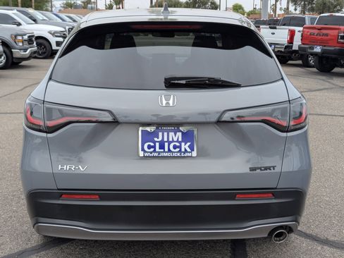 Used 2023 Honda HR-V Sport image 3