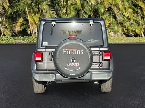 Used 2023 Jeep Wrangler Sport S image 6