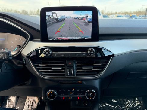 Used 2020 Ford Escape SEL image 29