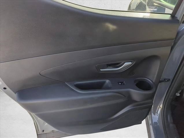 Used 2026 Hyundai Santa Cruz SEL FWD image 8