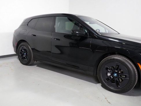Used 2024 BMW iX xDrive50 w/ Premium Package AWD/4WD image 71