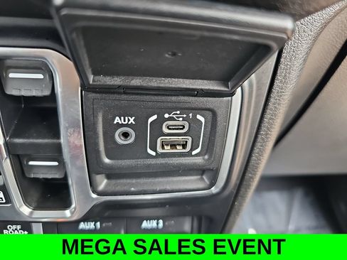 Used 2024 Jeep Wrangler Unlimited Sport AWD/4WD image 24