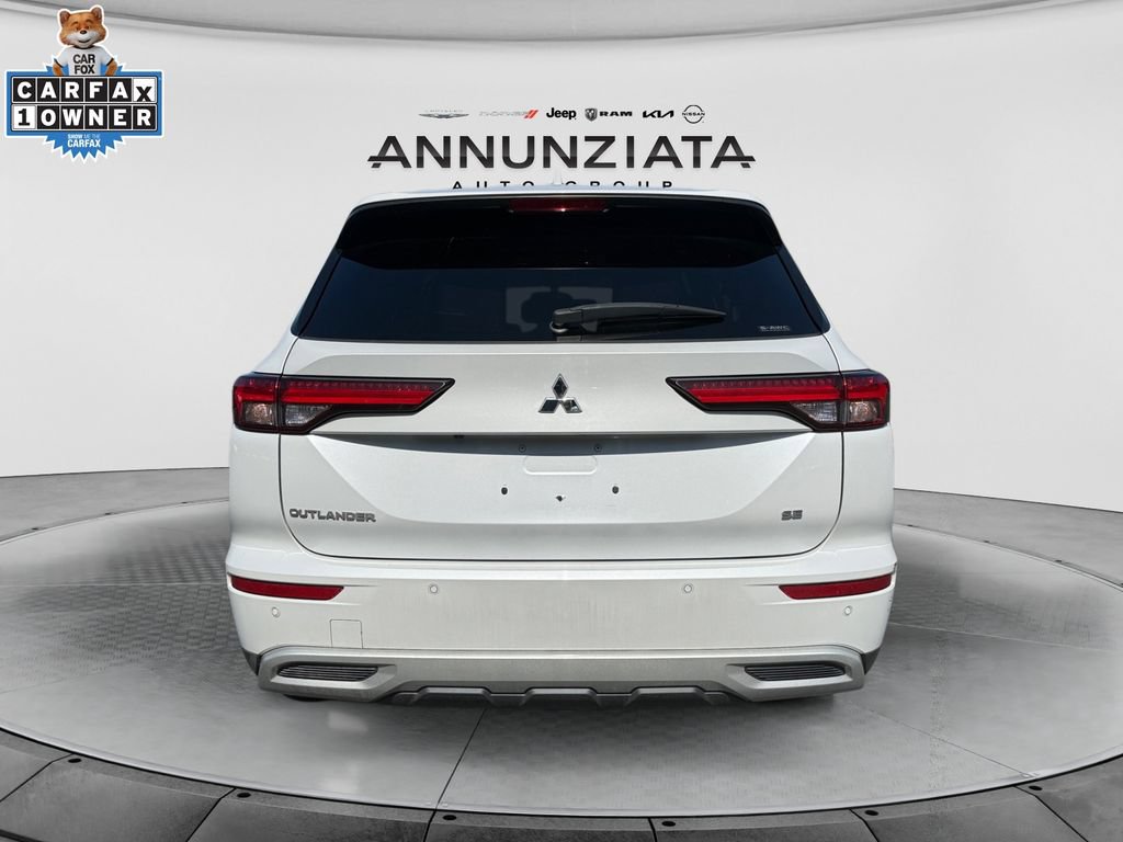 Used 2023 Mitsubishi Outlander SE AWD/4WD image 4