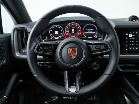 Used 2026 Porsche Cayenne GTS image 26
