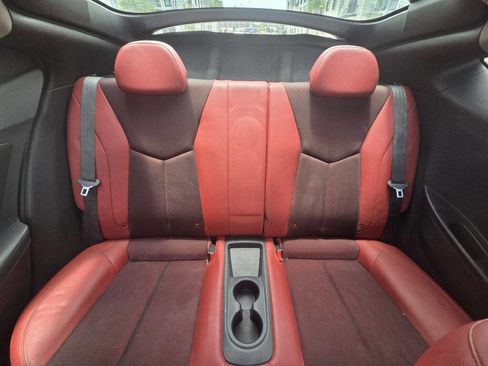 Used 2014 Hyundai Veloster w/ Style Package 02 FWD image 21