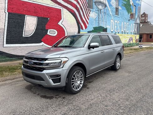 Used 2023 Ford Expedition Max Limited image 2