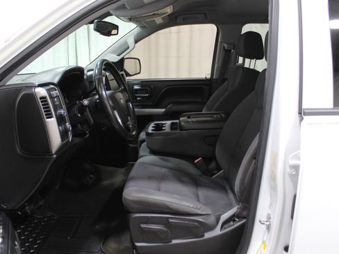 Used 2015 Chevrolet Silverado 1500 LT image 3
