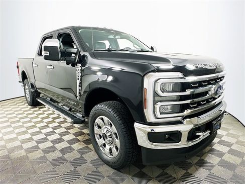 Used 2024 Ford F250 Lariat w/ Chrome Package image 1