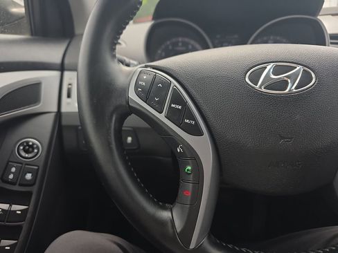 Used 2016 Hyundai Elantra Value Edition FWD image 27