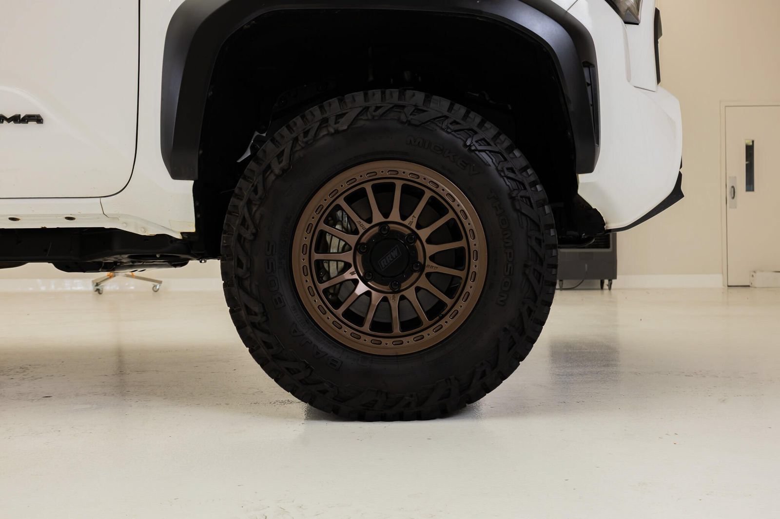 Used 2025 Toyota Tacoma TRD Off-Road AWD/4WD image 11