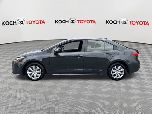 Certified 2024 Toyota Corolla LE AWD/4WD image 4
