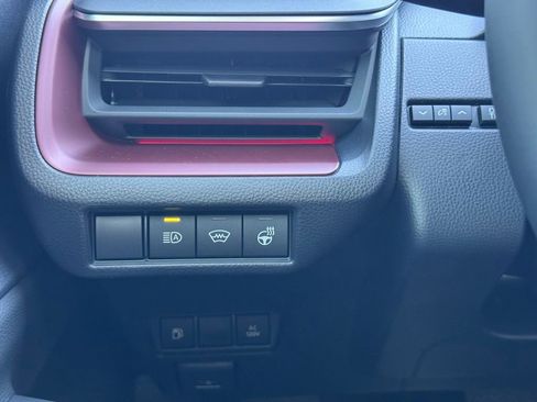 New 2026 Toyota Prius Plug-In Hybrid image 19