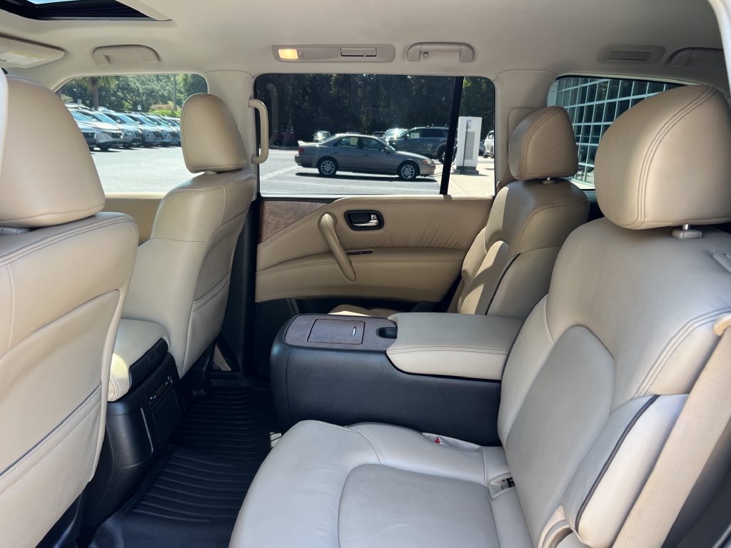Used 2023 Nissan Armada SL w/ Captain's Chairs Package RWD image 17