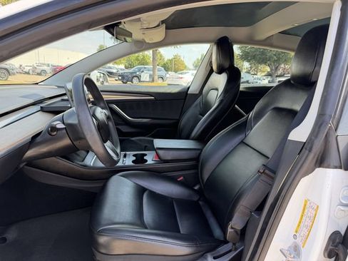 Used 2022 Tesla Model 3 Long Range AWD/4WD image 22