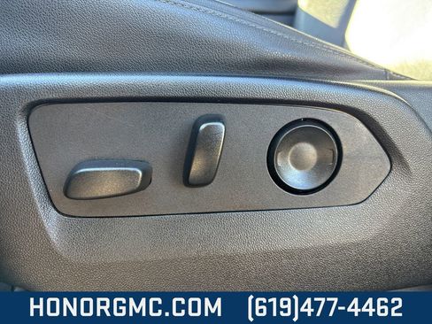 Used 2024 Chevrolet Tahoe LT image 12